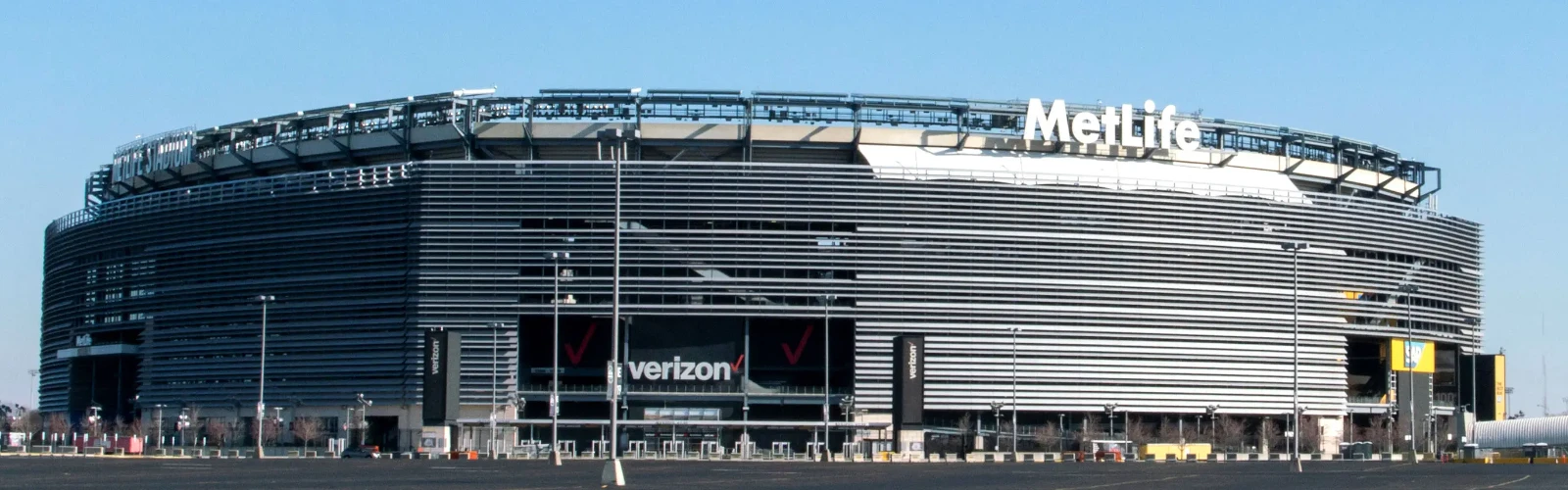 Top Places to Stay Near MetLife Stadium, East Rutherford: Your Ultimate Guide