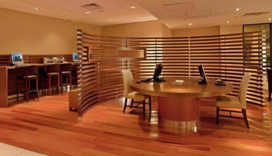 Top Hotels Near Arrowhead Stadium in Kansas City Offering Shuttle Service
