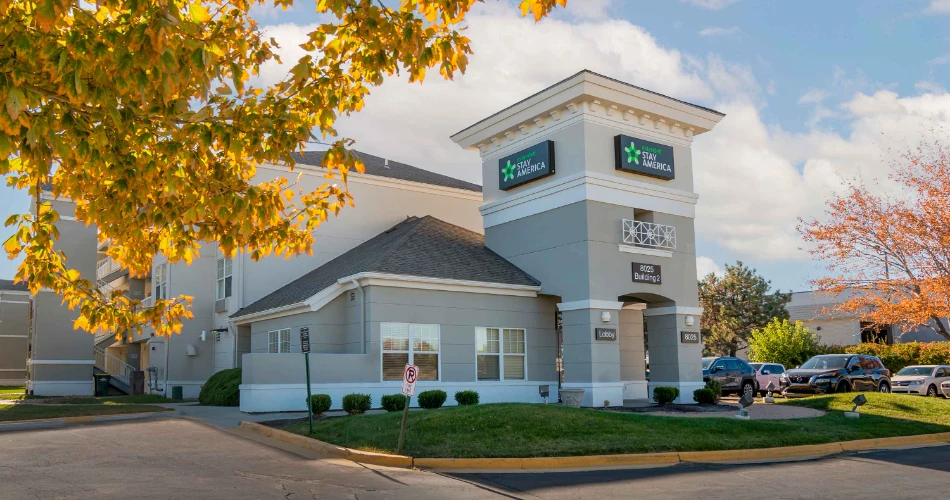 Best Places to Stay Near Arrowhead Stadium, Kansas City for an Unforgettable Experience
