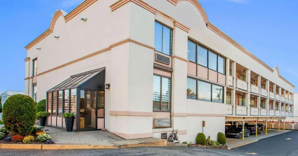 Budget-Friendly Hotels Near MetLife Stadium in East Rutherford